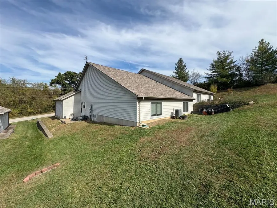 1496 E Rose Lane, Washington, MO 63090 - #2