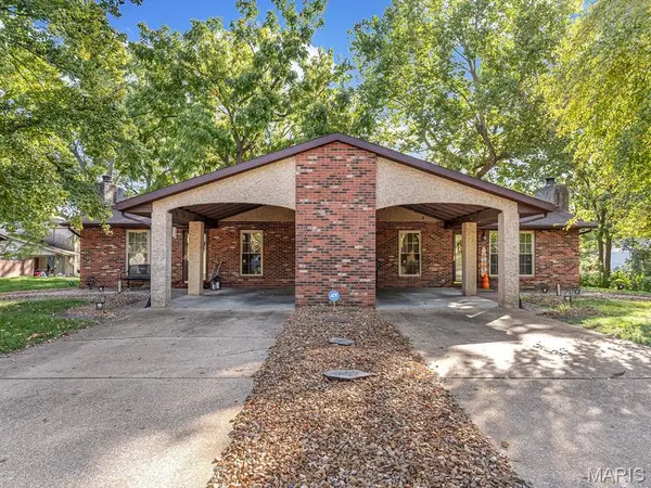 2402 College Avenue, Belleville, IL 62221