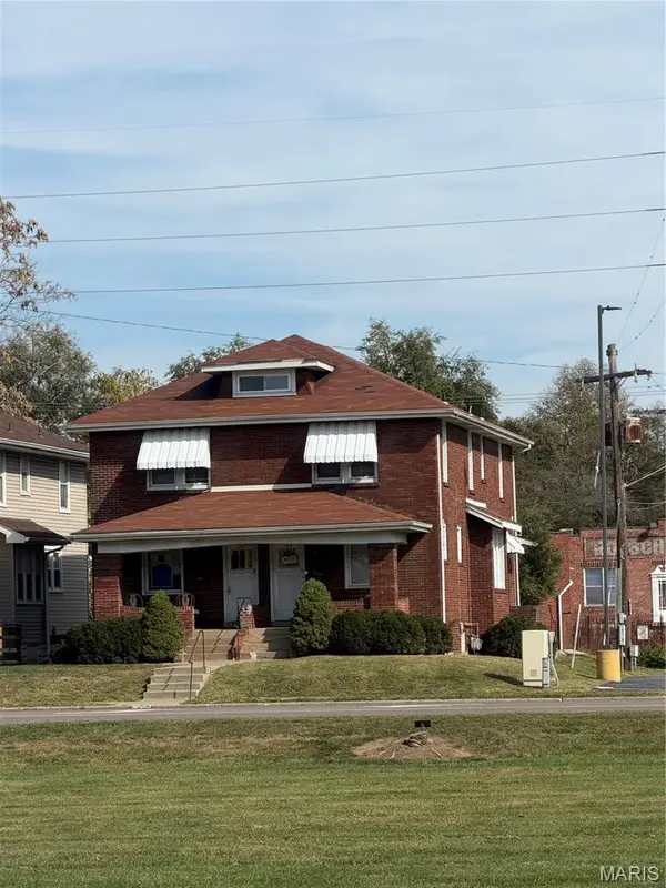 2415 W Main Street, Belleville, IL 62226
