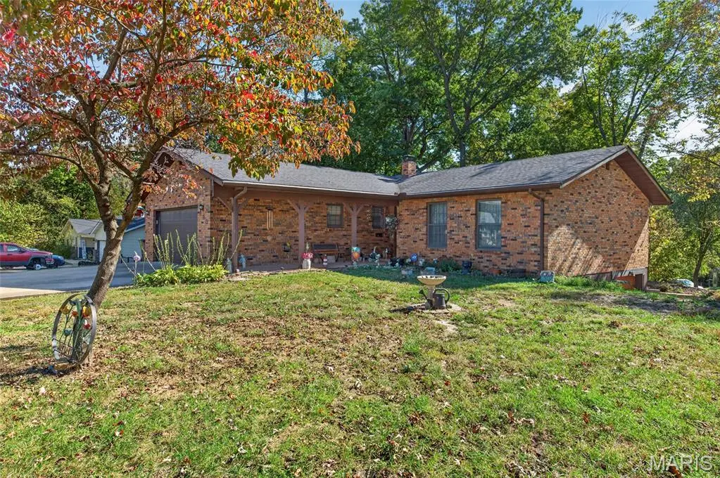 225 South Street, Troy, IL 62294 - #1