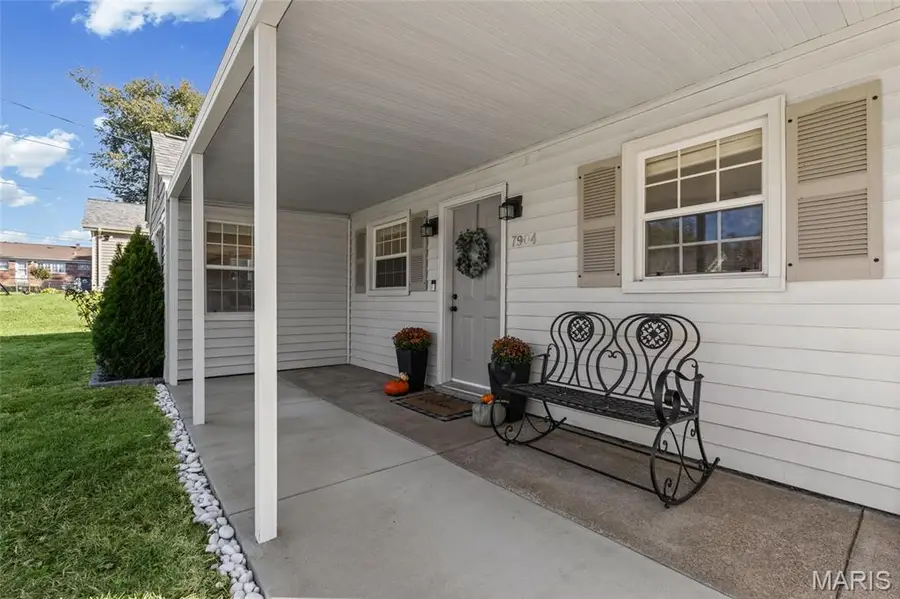 7904 Kingwood Street, Saint Louis, MO 63123 - #3