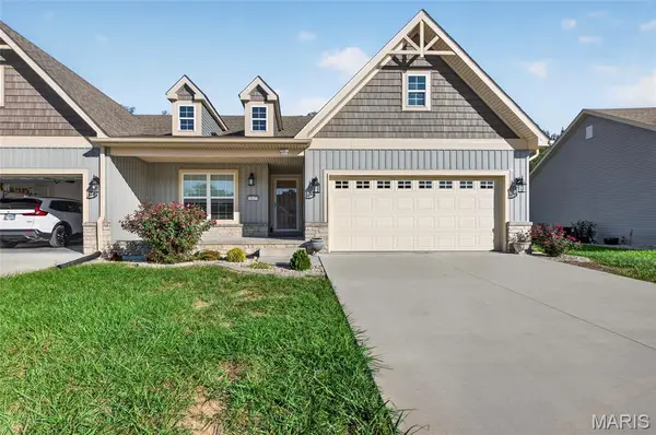 4825 Azalea Place, Alton, IL 62002