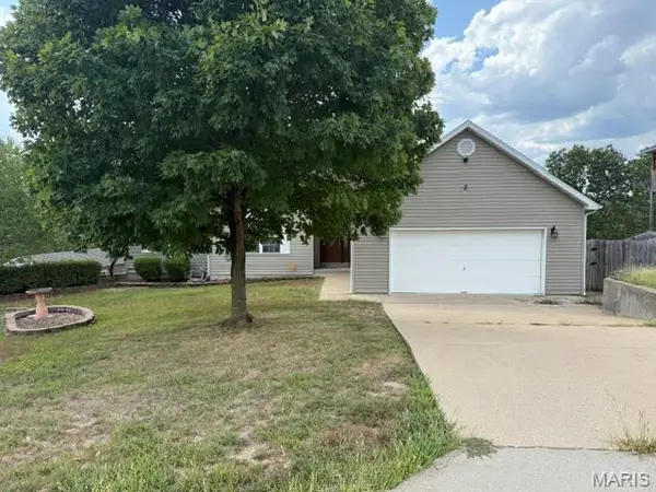 20274 Hyatt Lane, St Robert, MO 65584