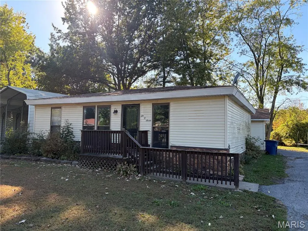 607 N James Street, Sparta, IL 62286 - #1
