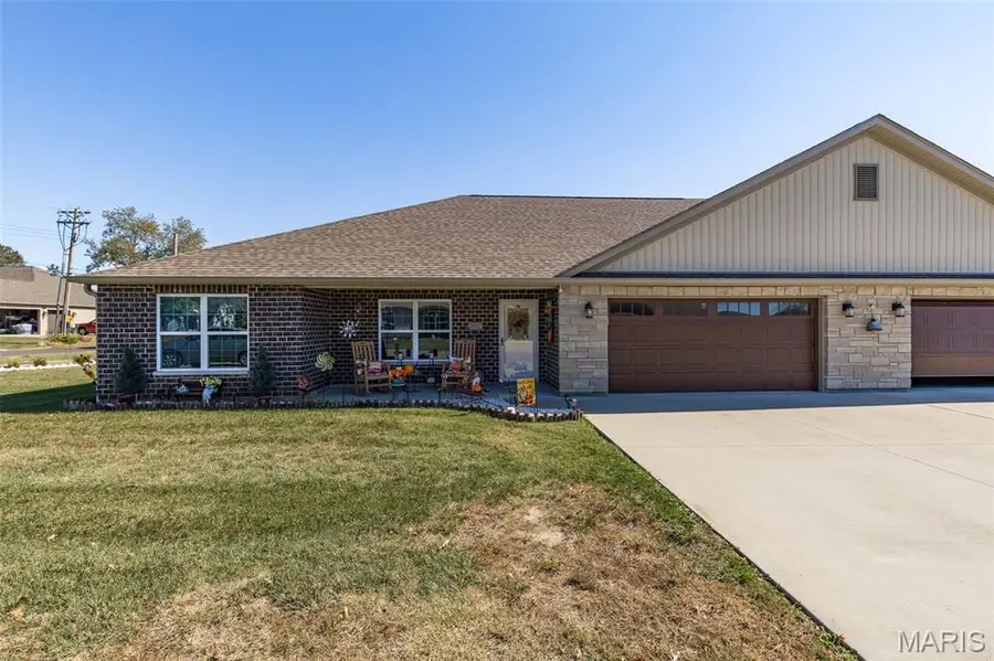 551 Windsor Lane, Farmington, MO 63640 - #3