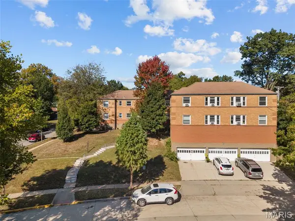 1265 Moorlands Drive, Richmond Heights, MO 63117
