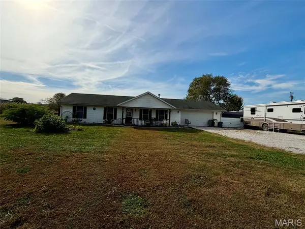 12850 Saverton Drive, Saverton, MO 63467
