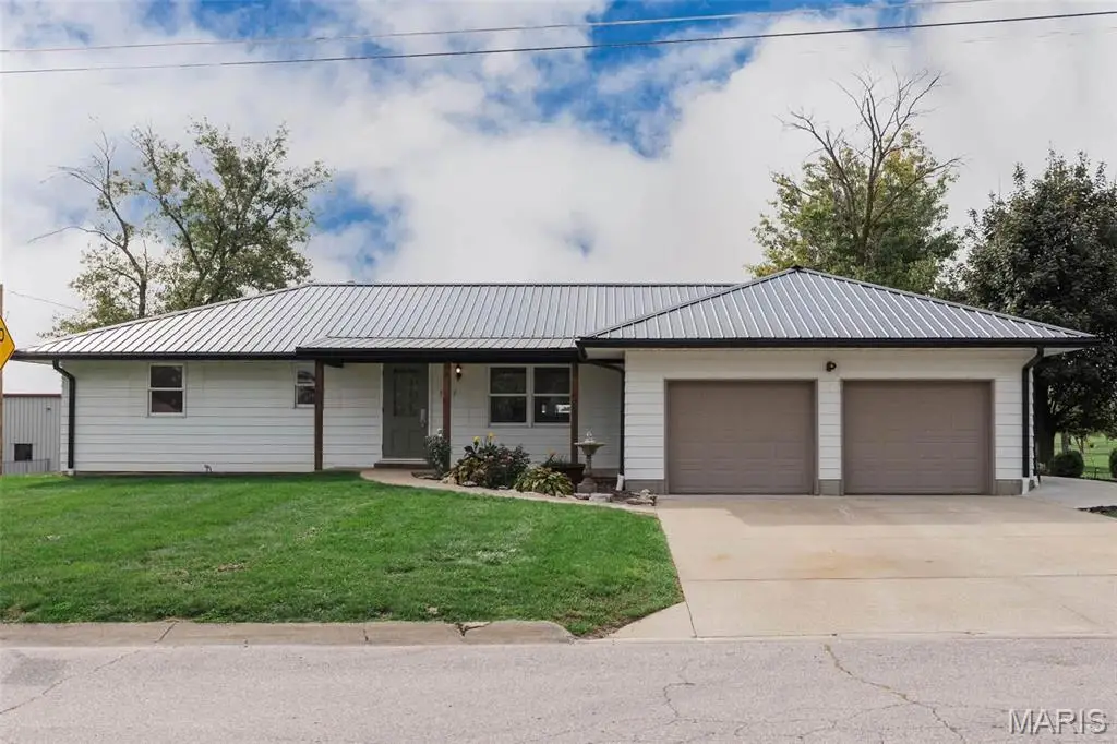 1017 Pocahontas Avenue, Palmyra, MO 63461 - #1