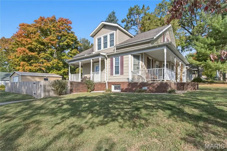 501 Ladue Place, Greenville, IL 62246 - #3