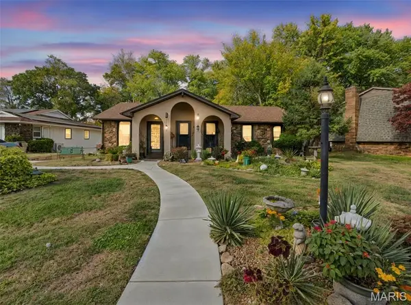 121 Berkshire Drive, Belleville, IL 62223