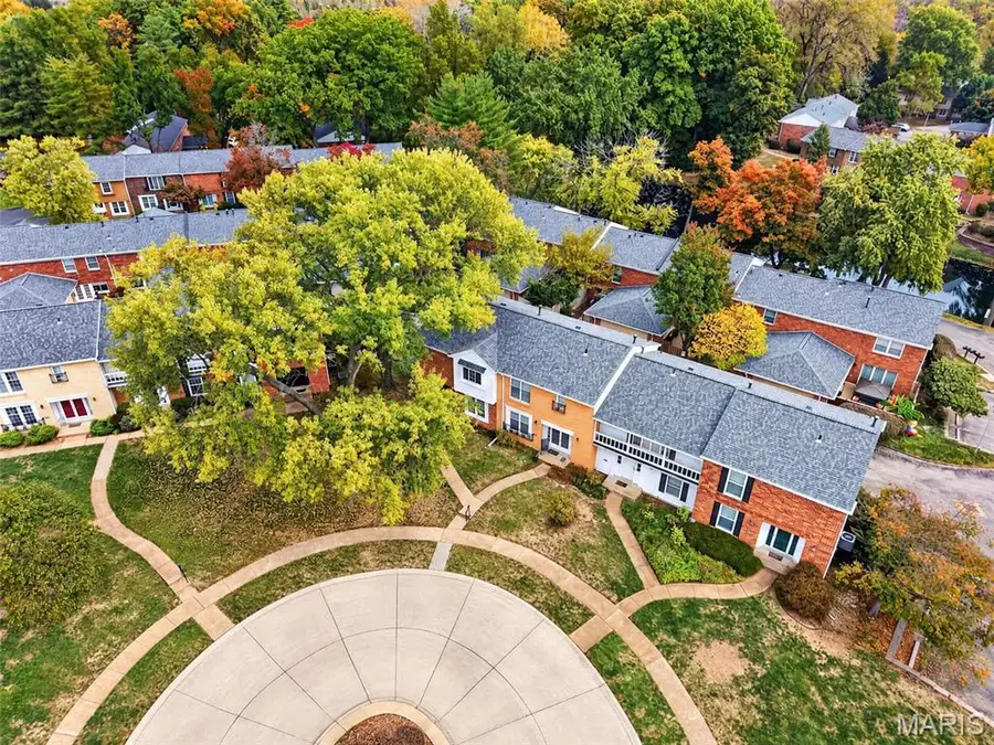 876 Judson Manor Drive, Saint Louis, MO 63141 - #3
