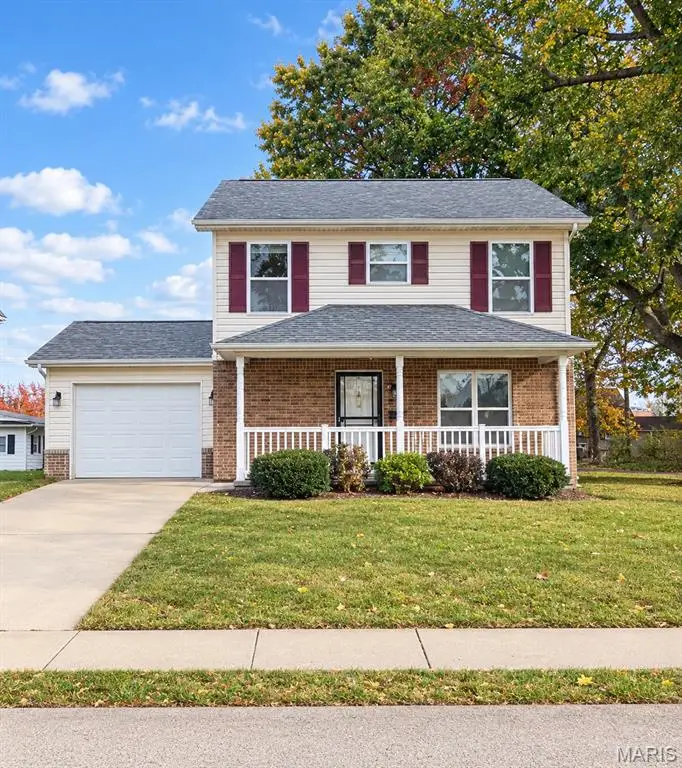2133 E Lawrence Avenue, Springfield, IL 62703 - #1