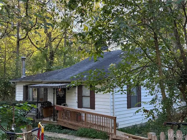 8715 Susan Lane, Dittmer, MO 63023