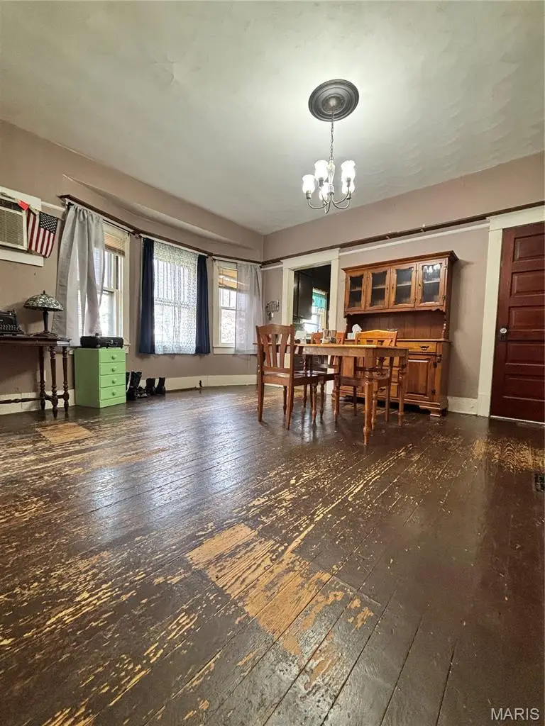 2007 Kingshighway, Hannibal, MO 63401 - #2