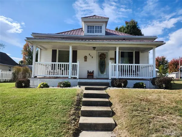 212 S Court Street, Bowling Green, MO 63334