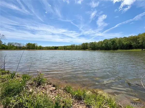 14&15 Legacy Drive, Potosi, MO 63664