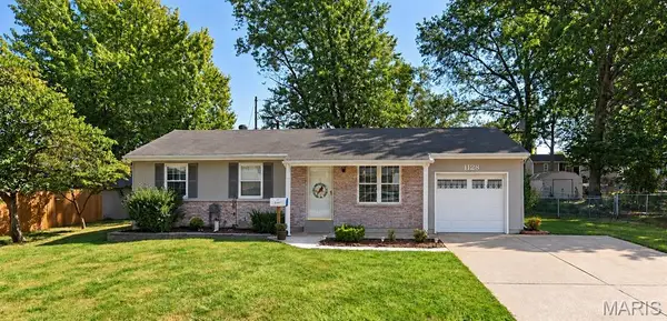 1128 Central Parkway, O'Fallon, MO 63366