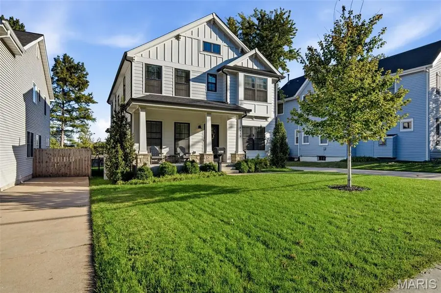 7413 Wise Avenue, Saint Louis, MO 63117 - #2