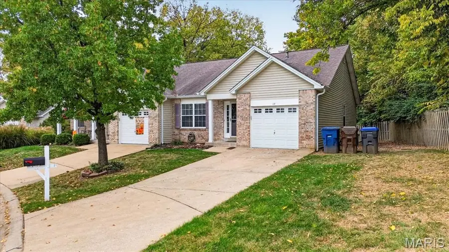 17 Parkway Villa's Court, Saint Peters, MO 63303 - #2