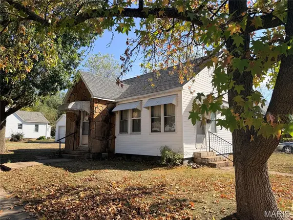 486 N Jackson Avenue, Lebanon, MO 65536