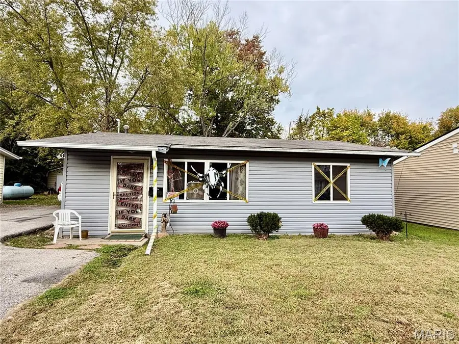 311 Mckinley Avenue, Warrenton, MO 63383 - #2