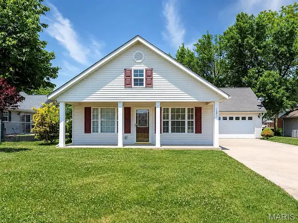 1201 Megan Street, Jerseyville, IL 62052