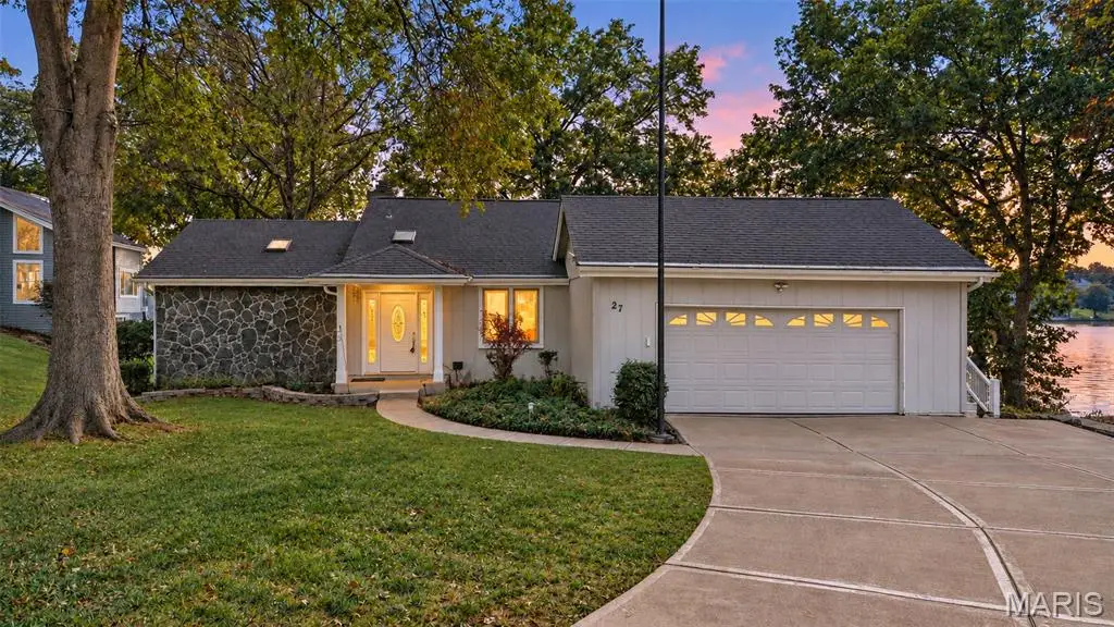 27 Marquette Drive, Lake Saint Louis, MO 63367 - #1