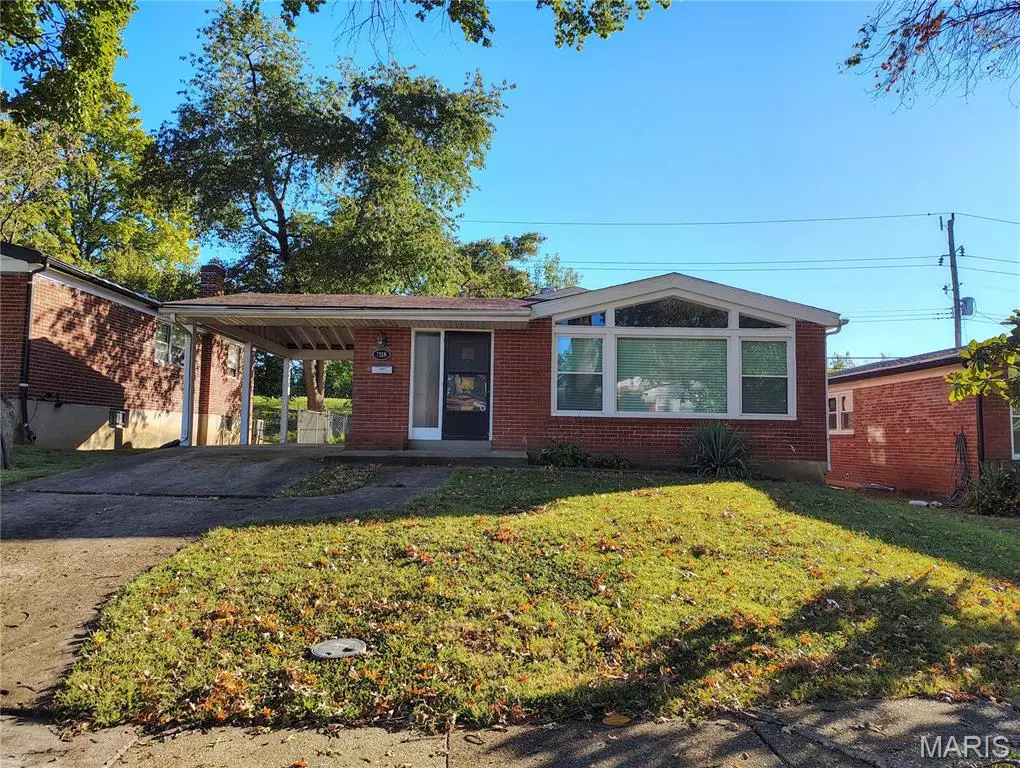 7158 Willow Tree Lane, University City, MO 63130 - #1