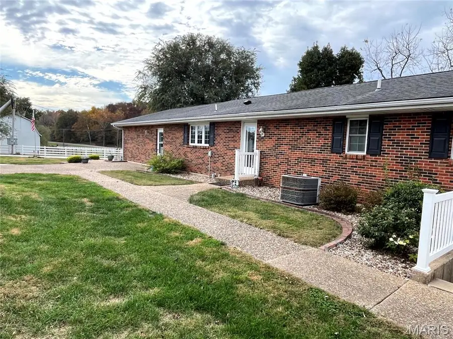 2758 Highway H, Silex, MO 63377 - #2