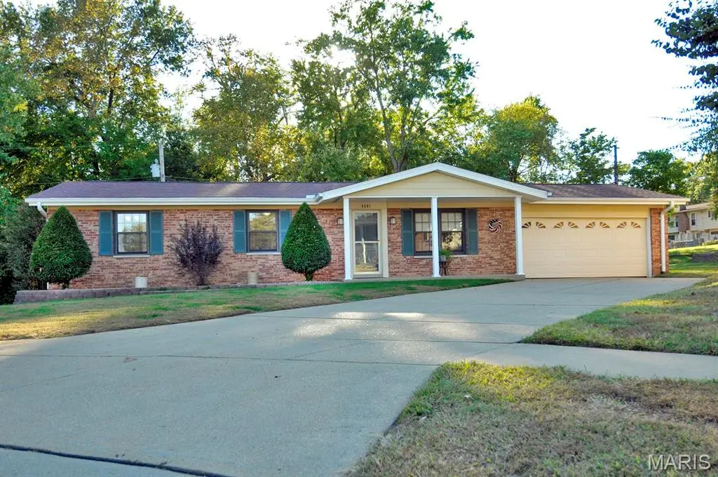 4661 Dorbendale Court, Saint Louis, MO 63128 - #1