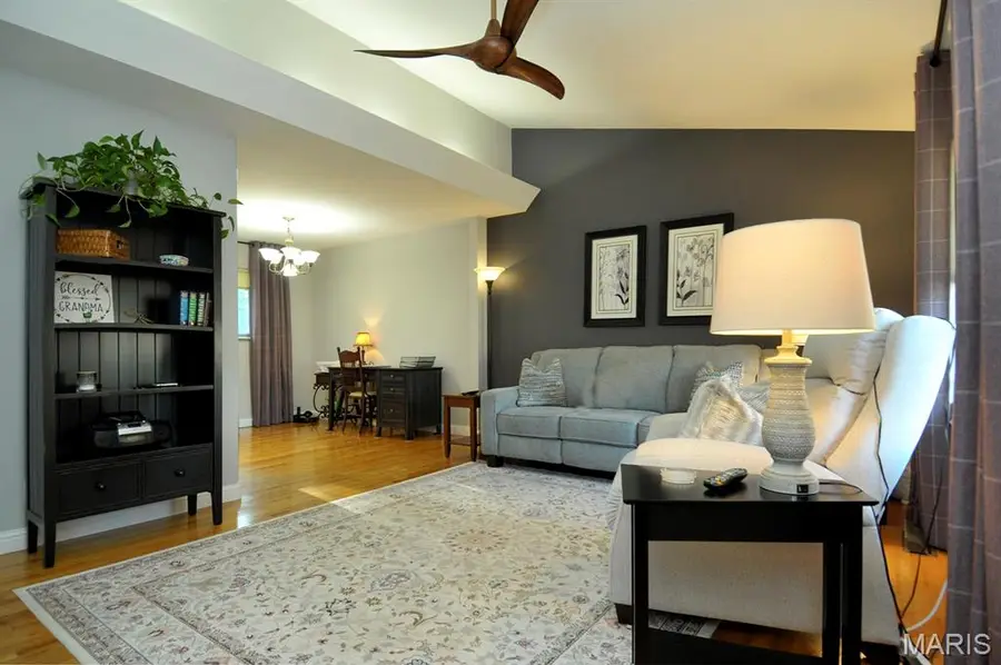 4661 Dorbendale Court, Saint Louis, MO 63128 - #2