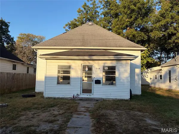 914 S Bess Avenue, Marissa, IL 62257