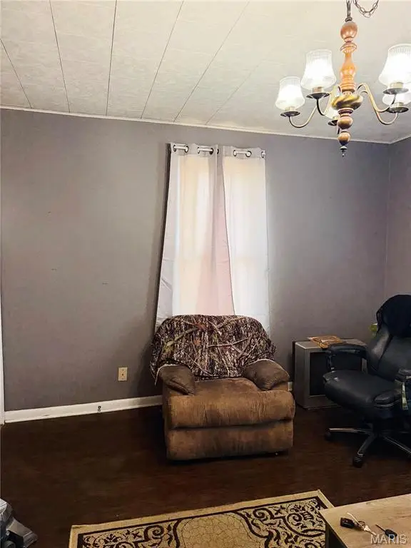 811 Roberts Street, Washington, MO 63090