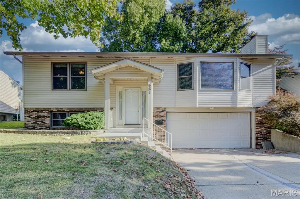 561 Queen Ann Drive, Hazelwood, MO 63042 - #1