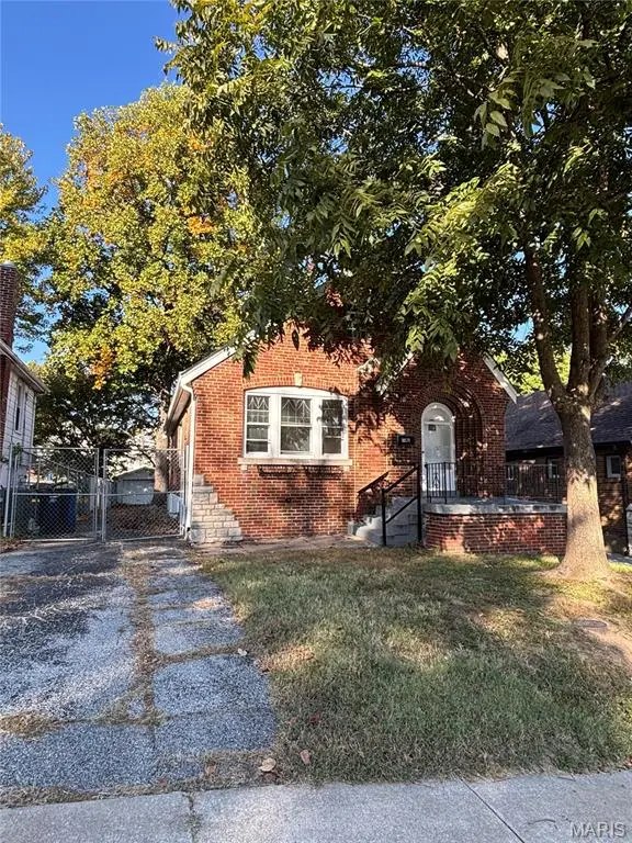 8525 Philo Avenue, Affton, MO 63123 - #2
