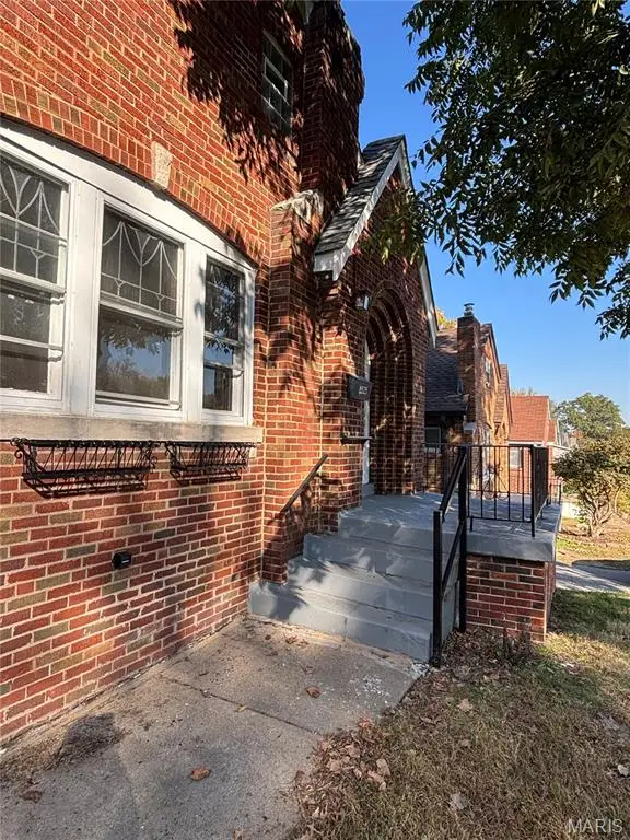 8525 Philo Avenue, Affton, MO 63123 - #3