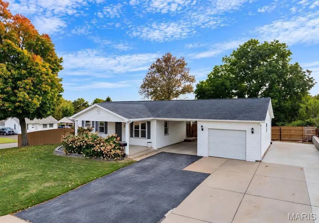 12103 Belaire Place, Maryland Heights, MO 63043 - #1