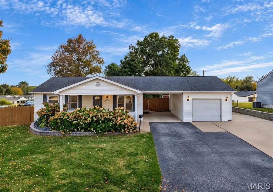 12103 Belaire Place, Maryland Heights, MO 63043 - #2