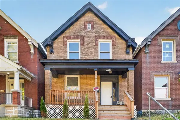 3830 Pennsylvania Avenue, St Louis, MO 63118