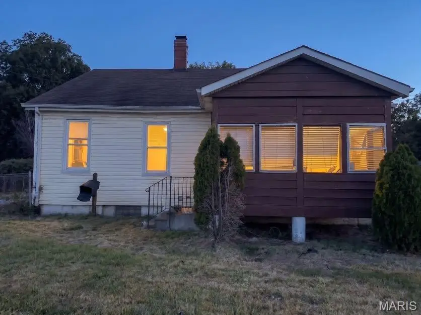 3307 Marvin Avenue, Saint Louis, MO 63114 - #1