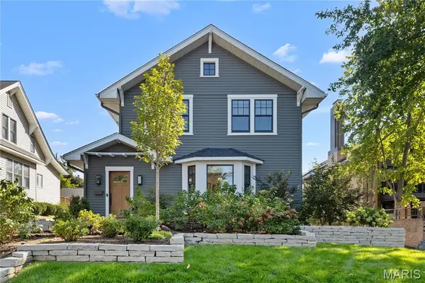 108 N Bemiston Avenue, Clayton, MO 63105