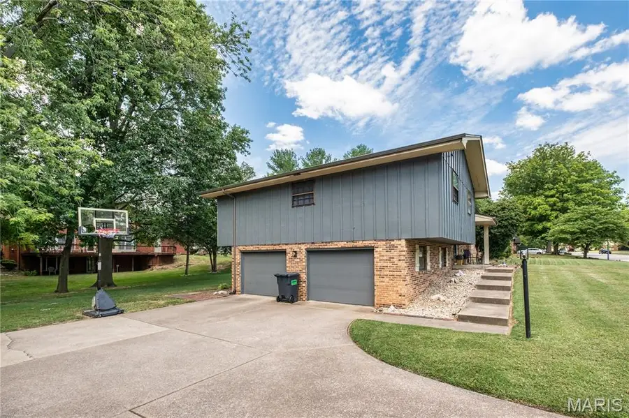 6105 Heritage Station Road, Belleville, IL 62223 - #2