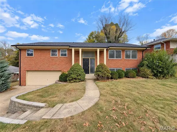 9651 Hartsdale Drive, St Louis, MO 63126