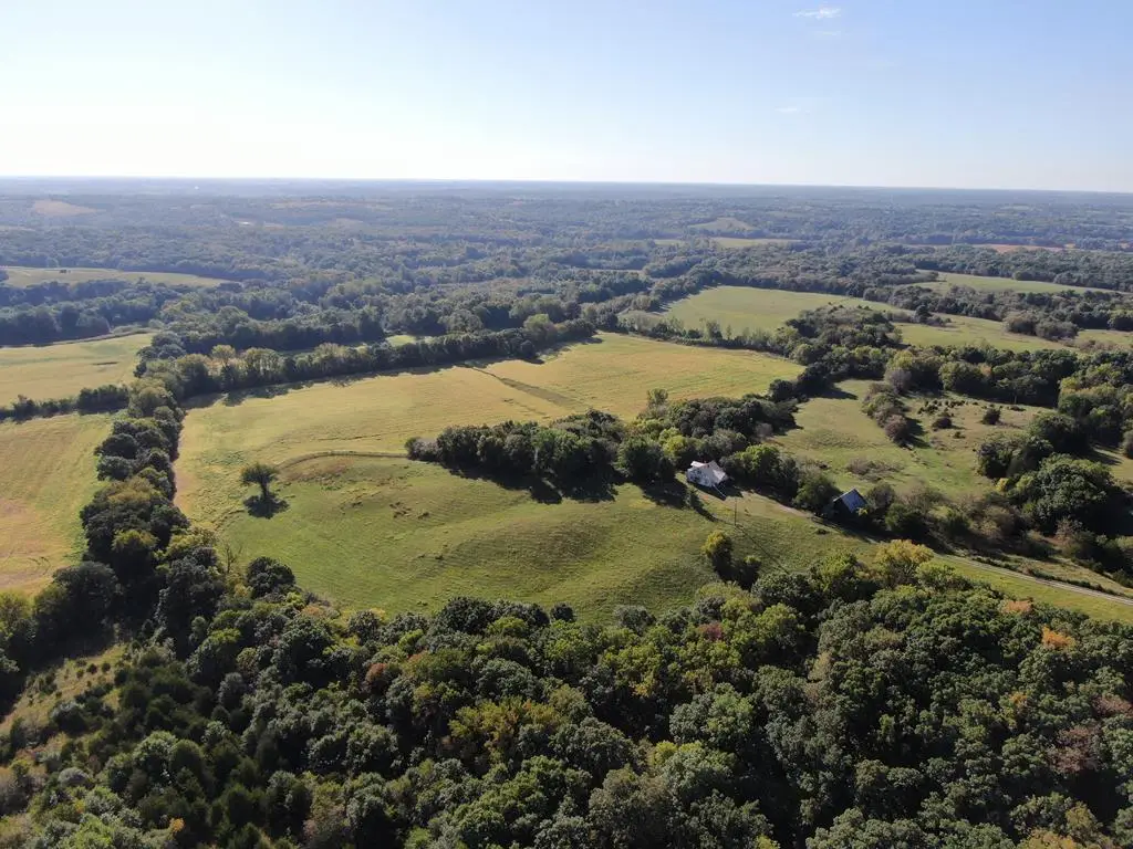 52208 Silver Road, Milan, MO 63556 - Image #1