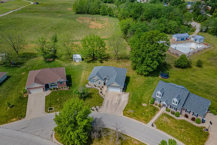 1215 Quail Haven Dr, Moberly, MO 65270 - Image #3