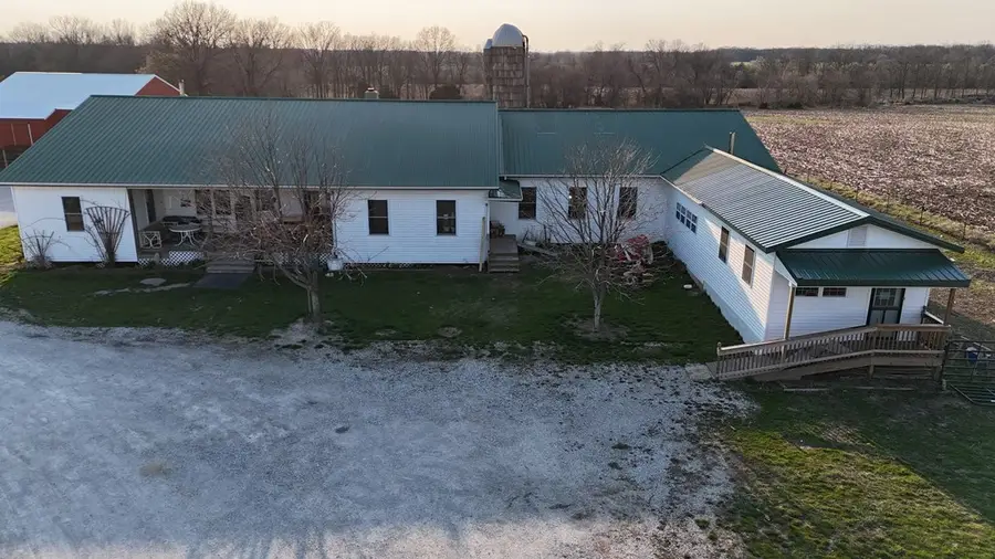 29595 State Highway 3, La Plata, MO 63549 - Image #2