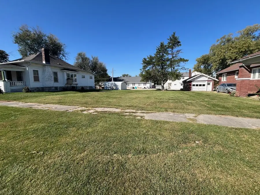 614 Walnut Street, Chillicothe, MO 64601 - Image #2