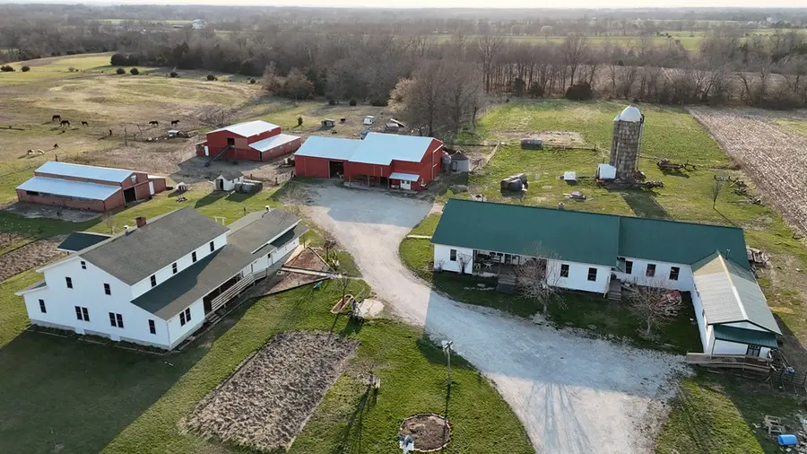 29595 State Highway 3, La Plata, MO 63549 - Image #2