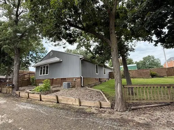 27107 Joel Drive, Brookfield, MO 64628