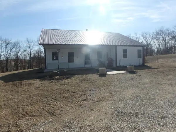 53437 State Highway V, Knox City, MO 63446
